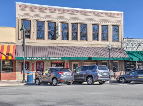 Bright San Marcos Apartment w/ Ideal Location