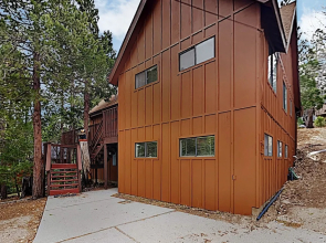 Spacious Rural Retreat: Wraparound Deck, Game Room home