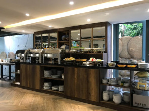 The Herriott Hotel & Suite Danang