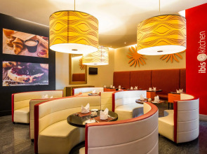 Отель Ibis Mall Avenue Dubai