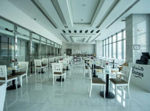 Отель City Avenue Al Reqqa Hotel