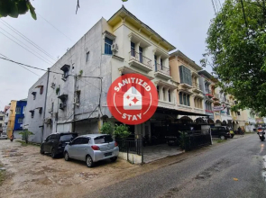 OYO 91200 Wisma Gio Amanda