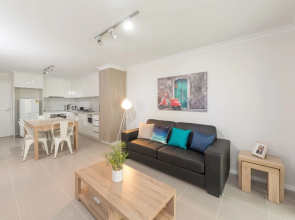 Lakeview Apartment Suite 19