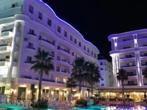 Classic Apartment 307