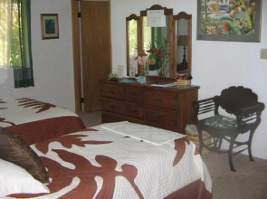 Holmes' Sweet Home Bed and Breakfast