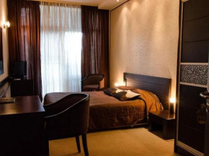 Hotel Ezeroto