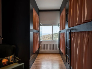 Bedwave Experience Hostel