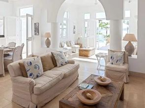 Arushi Villa