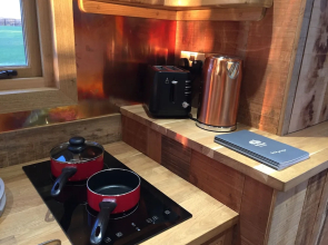 Ashwood Shepherd Hut