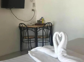 Lert Sri Hotel