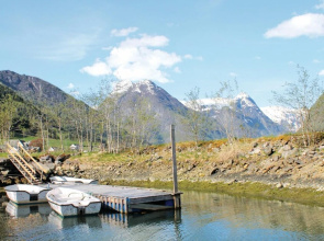 Awesome Home in Fjærland With 3 Bedrooms