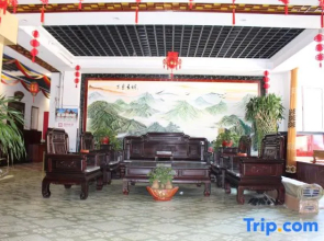 Xiaoyi Jindun Apartment