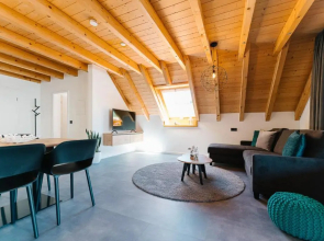 Moderne 3 Zi.-FeWo BlackForestArt Nähe Freiburg