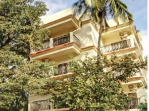 Blue Door Hotel Morjim