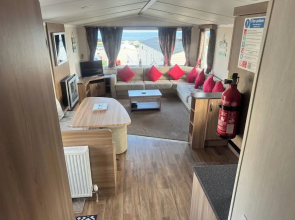 The Pilots Lodge Sleeps 6