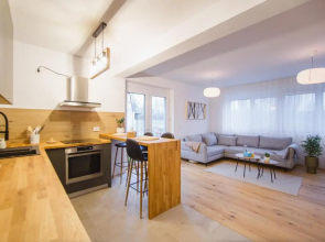 Urban Garden by Waterview