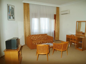 Omtel Hotel