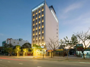 Avenis Hotel