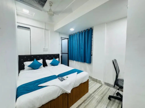 Hotel Raksha Residency