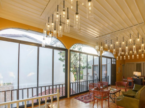 Delight Deluxe Hotel