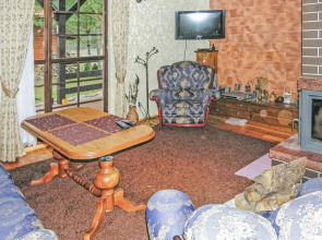 Amazing Home in Molza With 2 Bedrooms