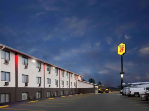 Super 8 St. Clairsville OH/Wheeling WV Area