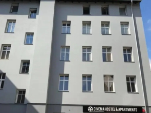 Cinema Hostel & Apartments