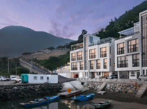 Yeosu Alamer Pension