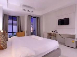 Win D Hotel