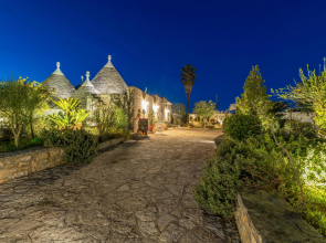 Trullo Patricia Pool