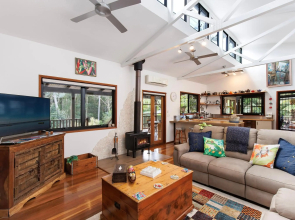 Eclectic Oasis in Doonan, Sunshine Coast
