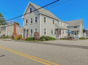 1/2 Mi to Ocean: Cozy Apt in Old Orchard Beach