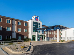 Motel 6 West Des Moines, IA