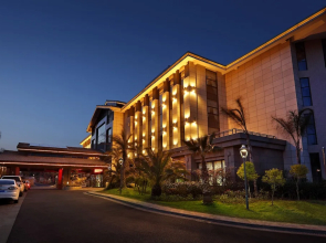 Qionghai Bay Bonreal Hotel