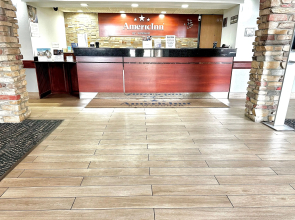 Americinn By Wyndham Shakopee Near Canterbury Park