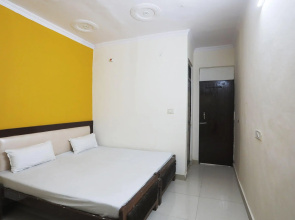 SPOT ON 44032 Star Guest House