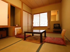 Kusatsu-Onsen Pension Mitomo
