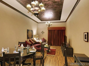 Lotus Downtown Metro Hotel Apartments