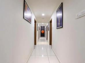 Hotel Surbhi By OYO Rooms