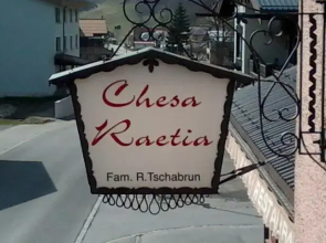 Pension Chesa Rätia