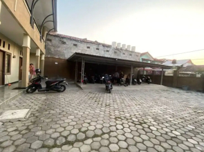OYO Life 93284 Kos Cendana Raya