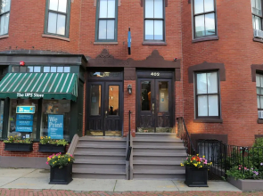 Maverick Suites at 400 Columbus Ave