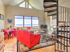 Oceanfront Cottage W/deck & Secluded Beach Access!