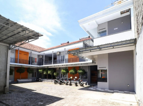 Hotel O Garut near Alun-Alun Tarogong formerly Wisma Etiga