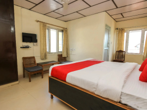 OYO 24525 Hotel Country Lodge
