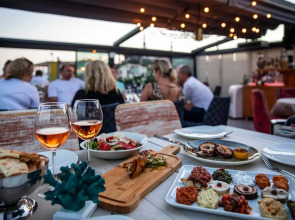 Tria Hotel - Special Class