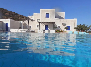 Paradise Apartments Studios