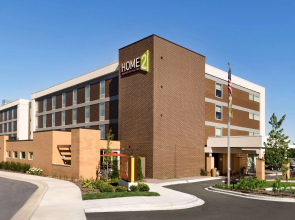 Home2 Suites by Hilton Menomonee Falls Milwaukee