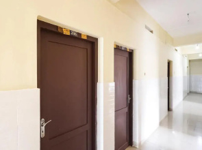 Royal Tourist Home by OYO Rooms