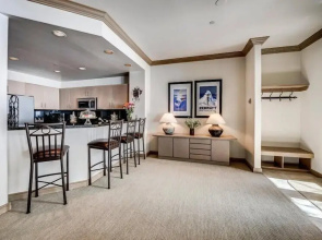 3 Bedroom Luxury Ski-in/ski-out Condo at Highlands Slopeside Beaver Creek